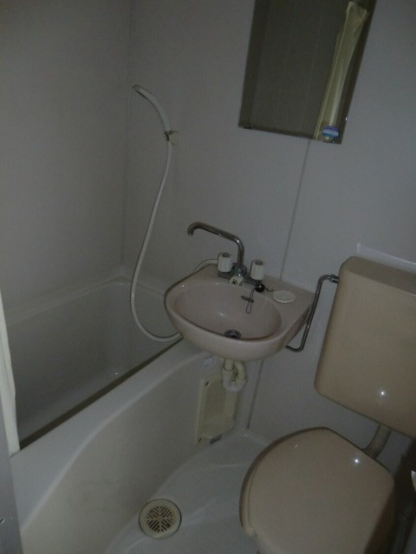 バス／シャワールーム等 リバーサイド橋本