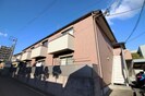 フラットヒル服部Ａ棟の外観