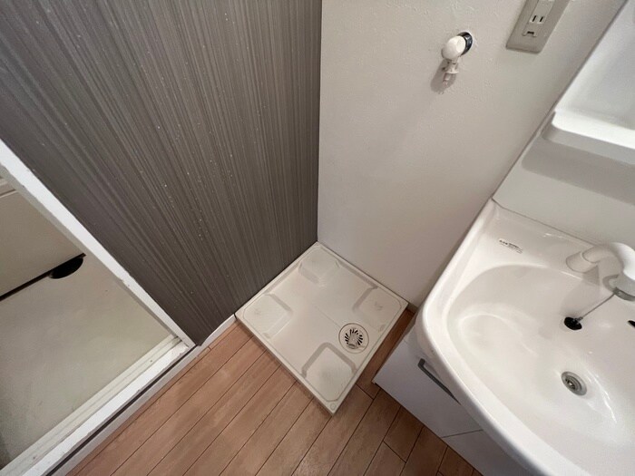 洗濯機置場 シャトーウメダ