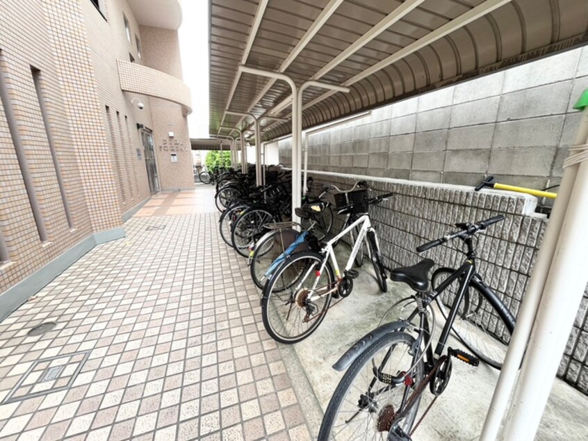 駐輪場 ピュア　フォレスト