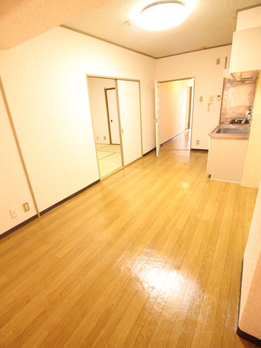 居室 三木シャトーマンション