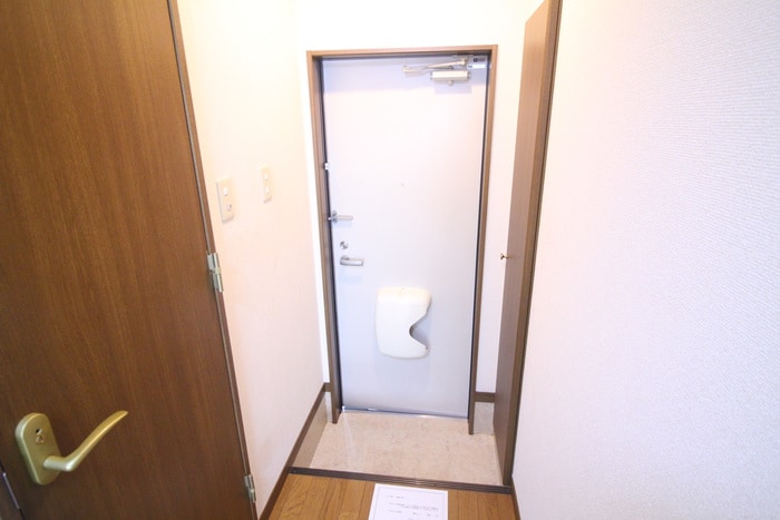 玄関 アム－ルもみのき