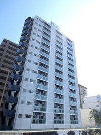 ｻﾑﾃｨ西長堀ﾘﾊﾞｰﾌﾛﾝﾄ(1302)