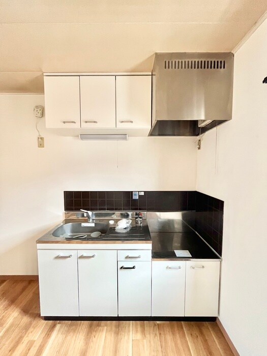 キッチン メゾン舞　C棟