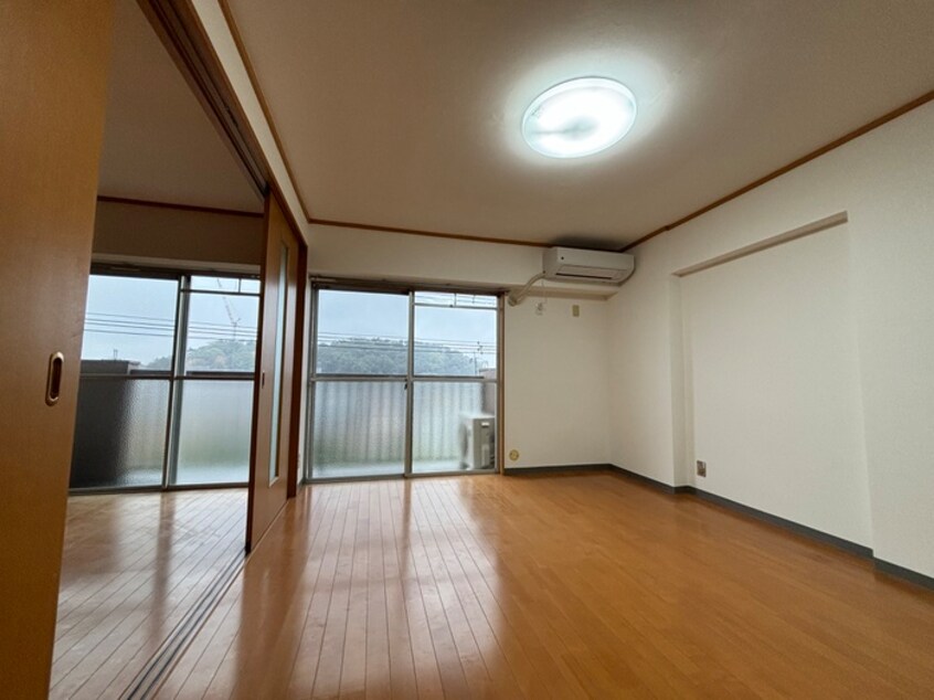 居室 西の京マンション（4B）