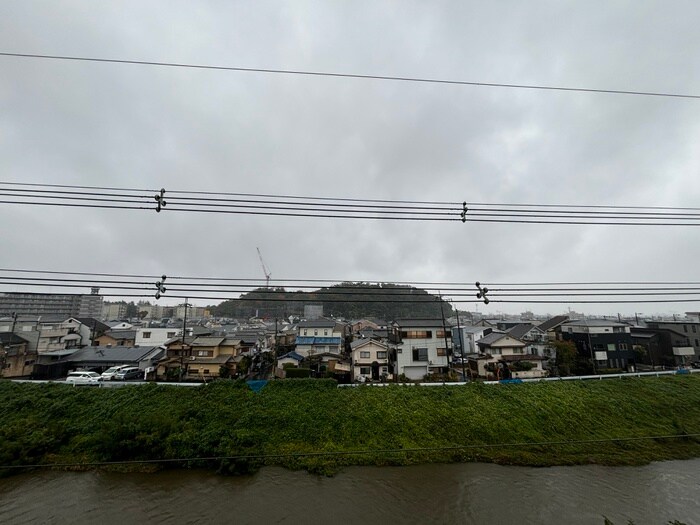 室内からの展望 西の京マンション（4B）