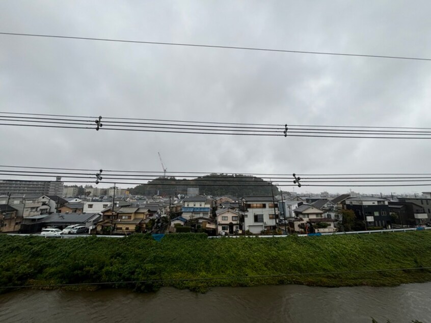 室内からの展望 西の京マンション（4B）