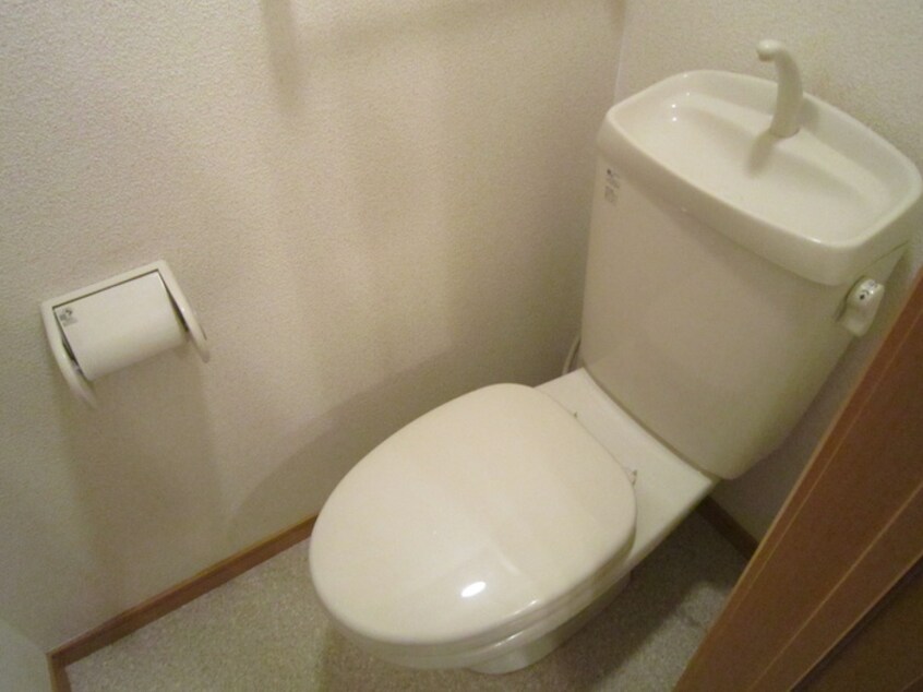 トイレ メゾンラフィネ