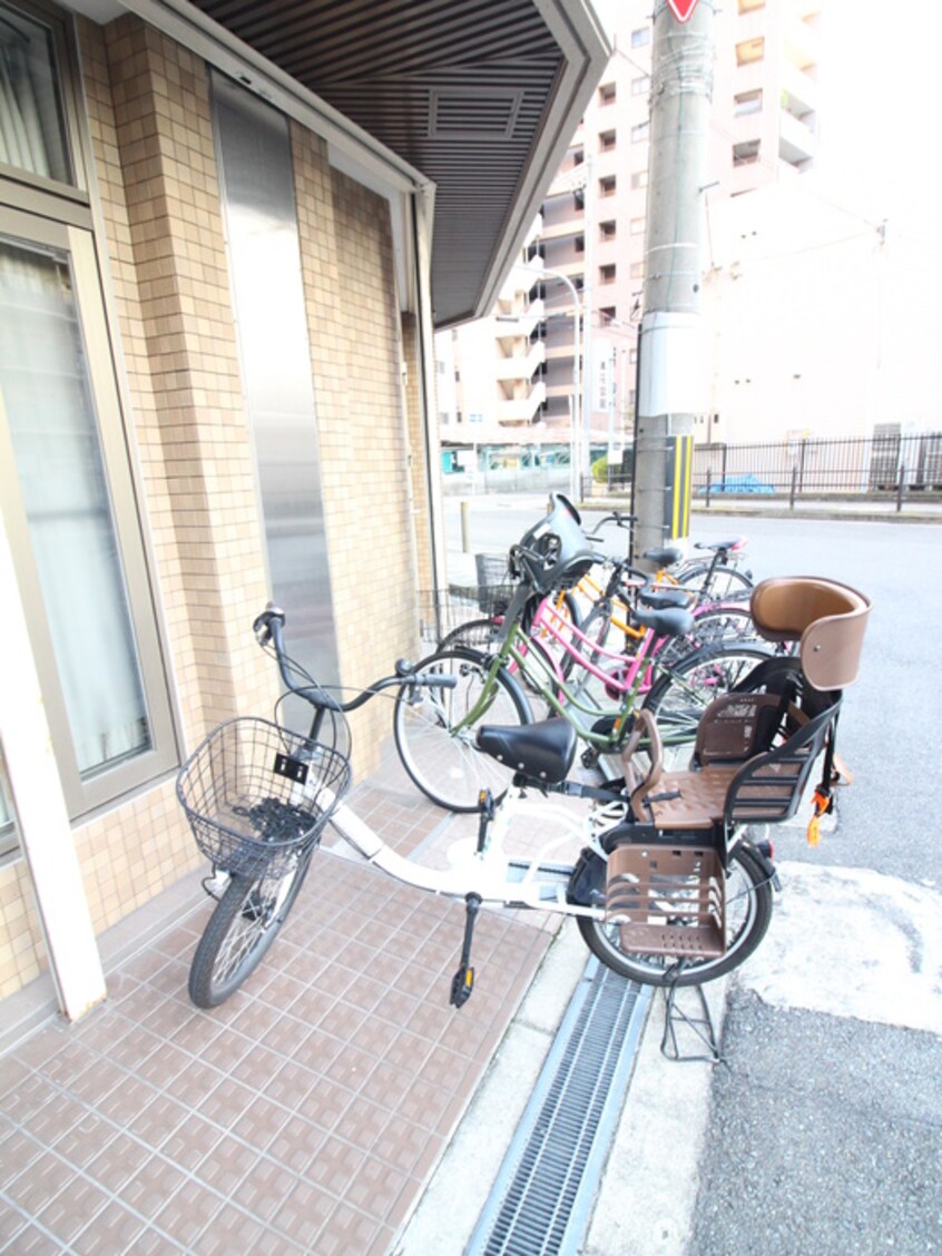 駐輪場 フローレンスコート