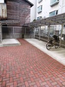 駐輪場 ＡＲＲＯＷ　ＦＩＥＬＤＳ貮番館