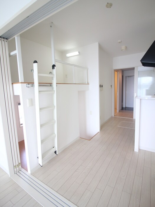 内観写真 ＡＲＲＯＷ　ＦＩＥＬＤＳ貮番館