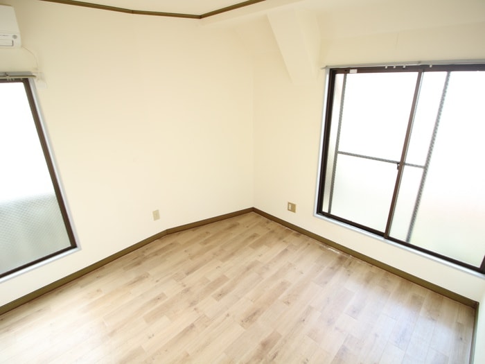 居室 ＭＩＮＴＩＡ今川