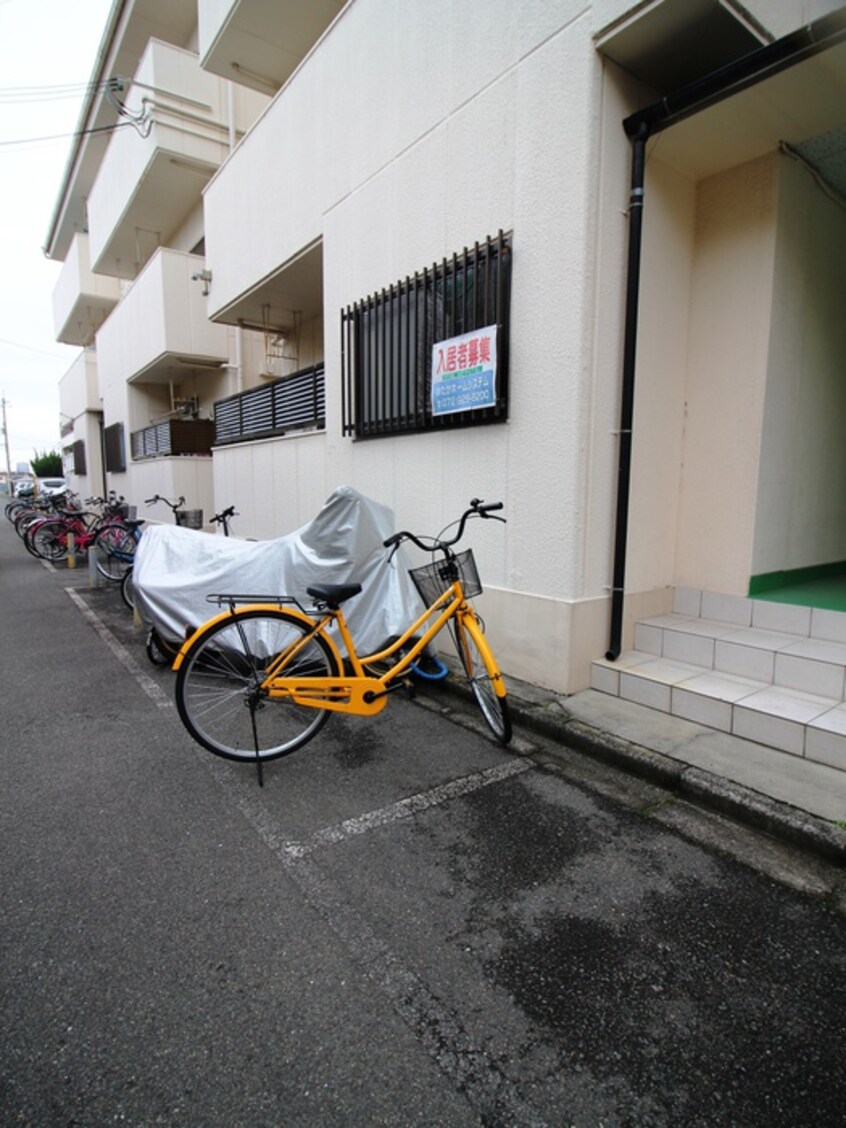 駐輪場 森田ツインコーポＢ棟