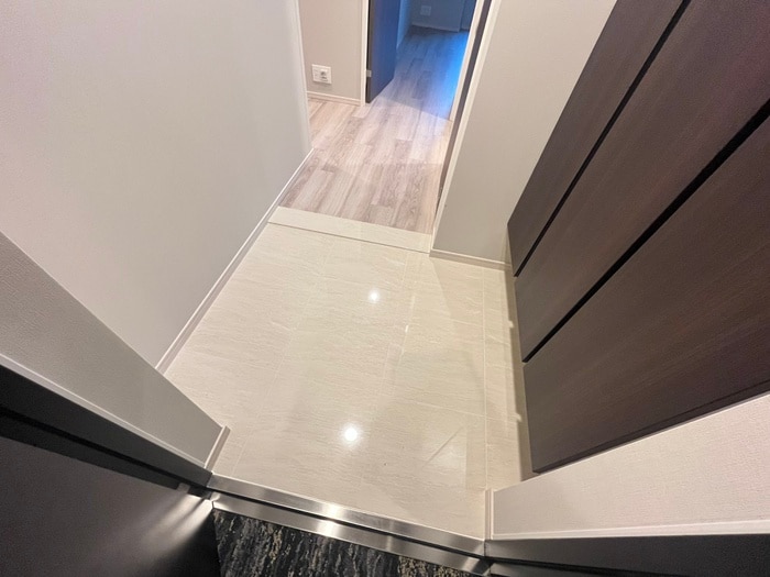 玄関 ﾍﾞｲｼﾃｨﾀﾜｰｽﾞ神戸WEST（703）