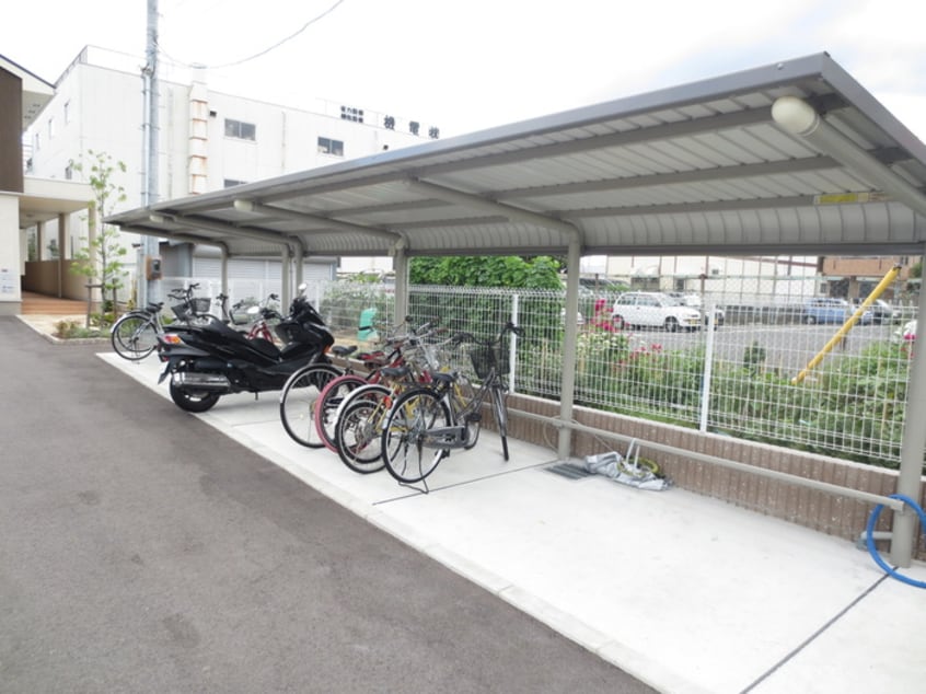 駐輪場 アルコバレ－ノ和