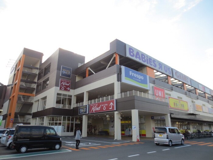 フレスポ東大阪(ショッピングセンター/アウトレットモール)まで2040m アンドユーイワキ・東大阪
