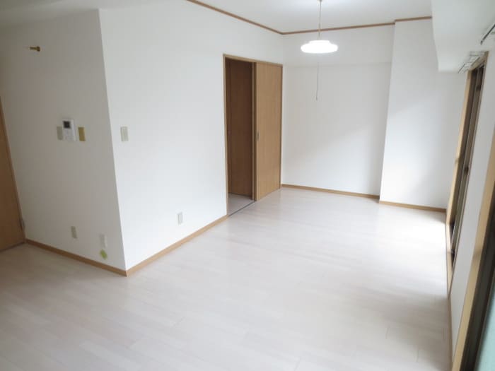 居室 誠光ハイツ