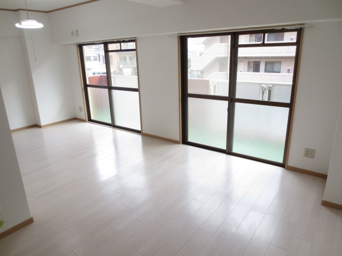 居室 誠光ハイツ