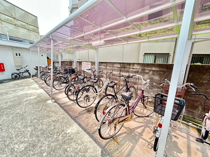 駐輪場 誠光ハイツ