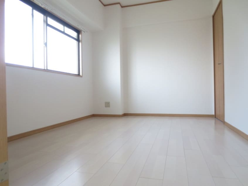 居室 誠光ハイツ