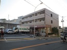 セブンイレブン枚方東中振町店(コンビニ)まで812m ＳＡＣＲＡＶＩＡ