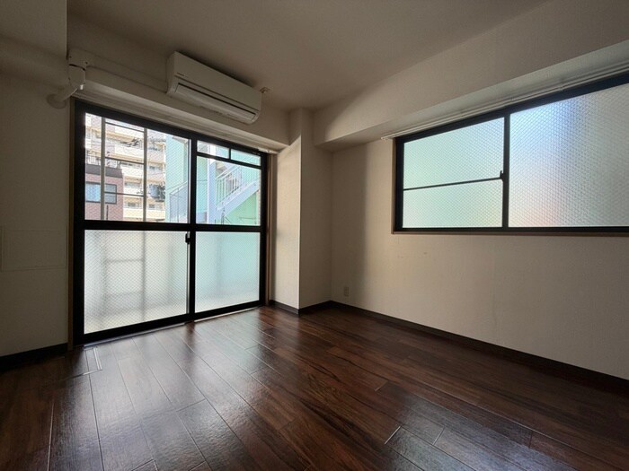 居室 Ｍ　ＰＡＲＫ　ＷＥＳＴ