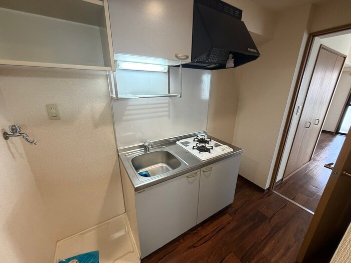 キッチン Ｍ　ＰＡＲＫ　ＷＥＳＴ