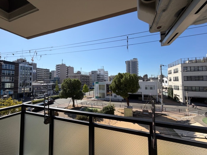 室内からの展望 Ｍ　ＰＡＲＫ　ＷＥＳＴ