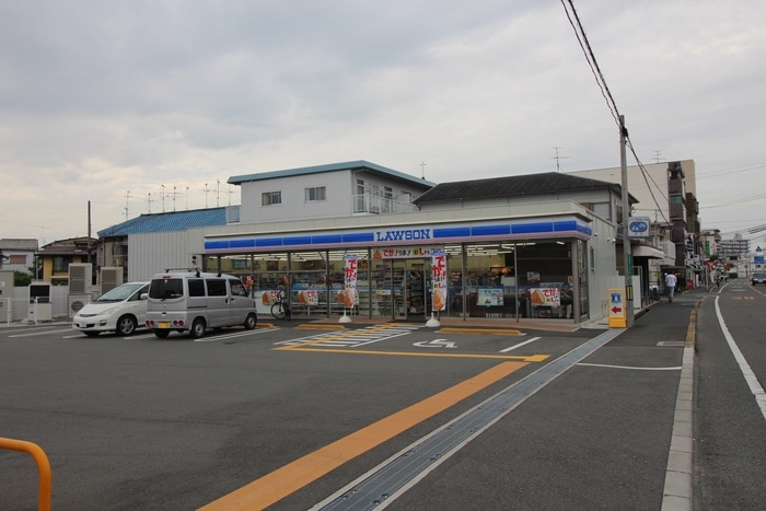 ローソン(コンビニ)まで348m ルーチェ中百舌鳥　Ａ棟