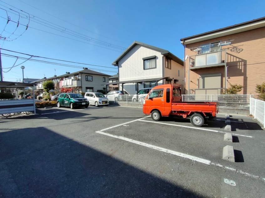 駐車場 プリマヴェーラ