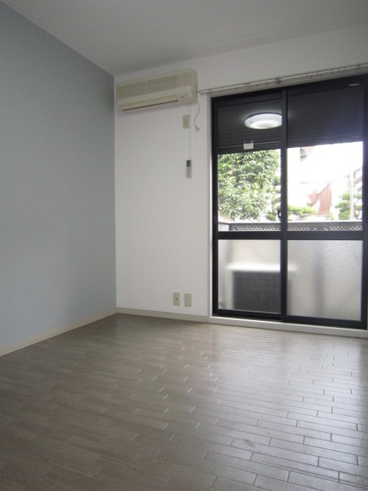 居室 メゾンドサンワ