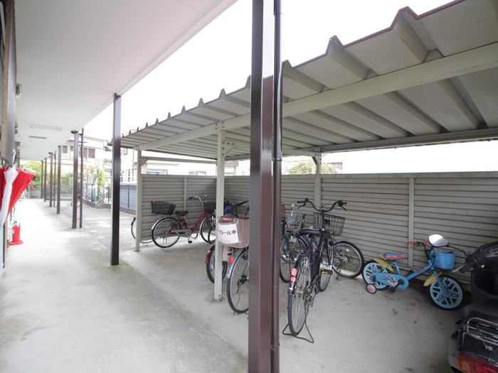 駐輪場 ルベール印吟