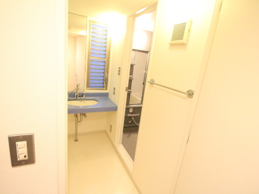 洗面 Ｋｚ　ＡＬＬＡＹ