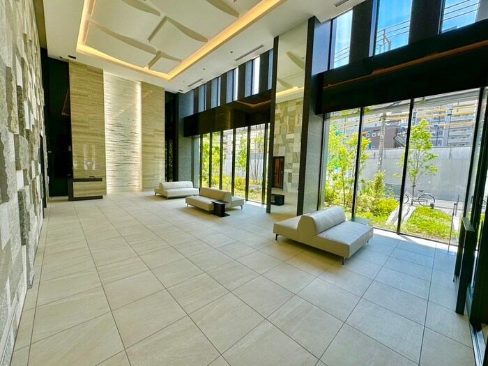 エントランス部分 THE CROSS CITY TOWER(2702)