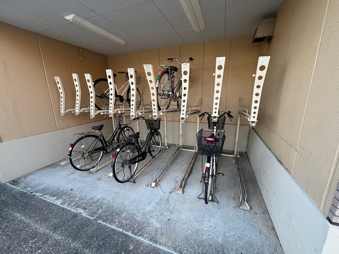 駐輪場 ルミエ－ル千僧