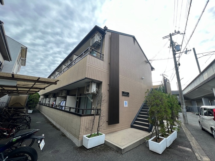 外観写真 メゾンプリマベーラ