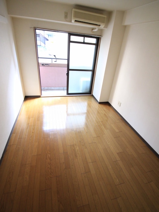 居室 ア　ヴォ－トルサンテ