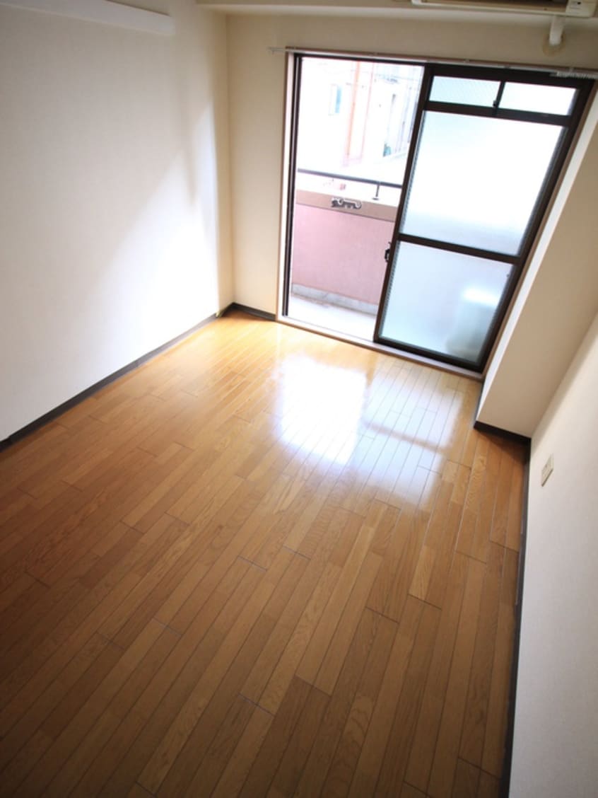 居室 ア　ヴォ－トルサンテ