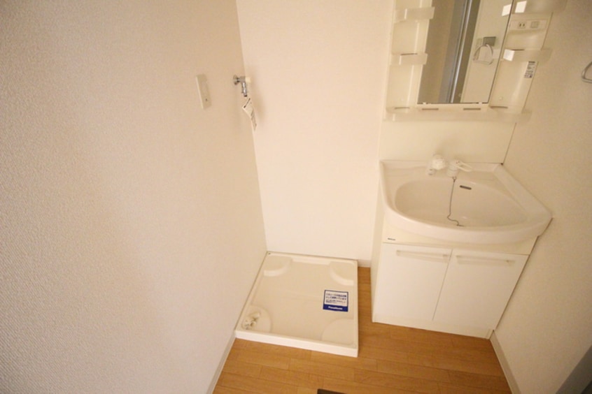 洗濯機置場 ラ・ポ－エあき