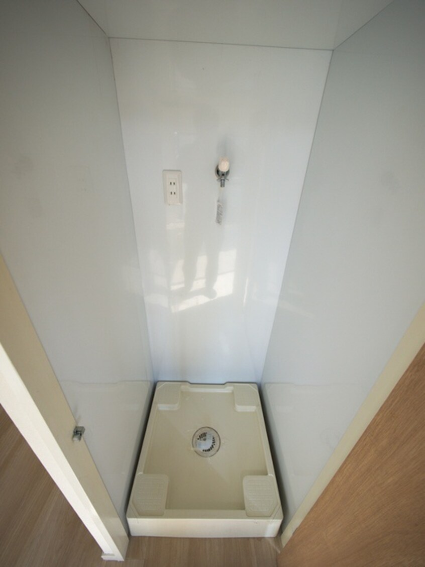 洗濯機置場 リビエ－ル杉浦