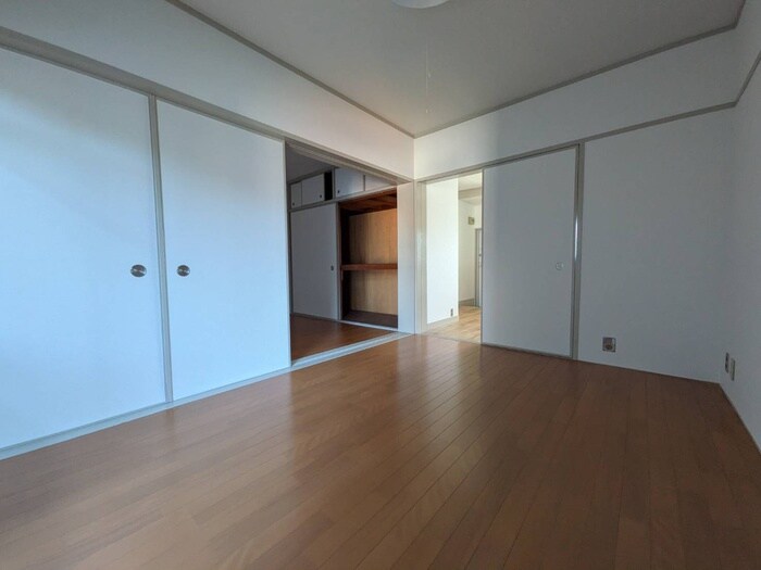 居室 第２塩野マンション