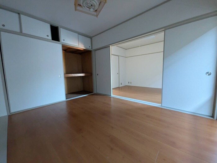 居室 第２塩野マンション