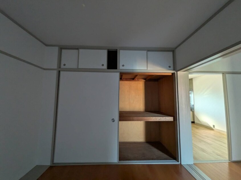 収納 第２塩野マンション