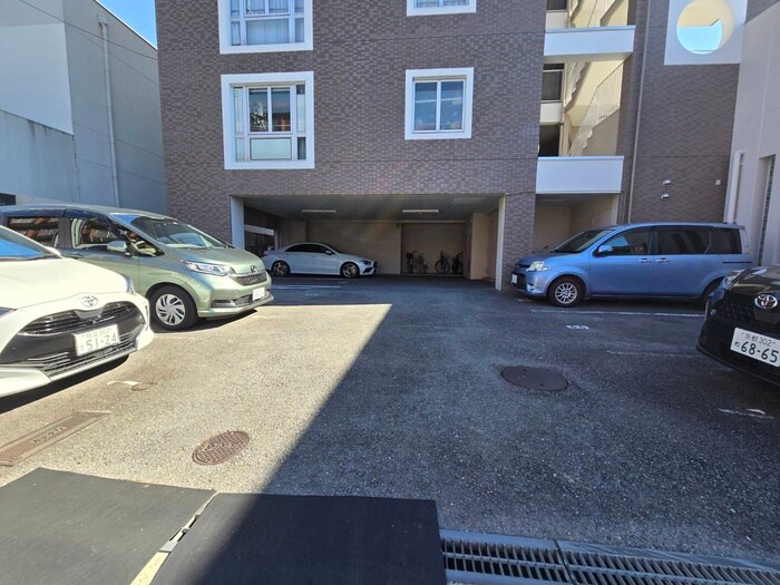 駐車場 ビエント深草