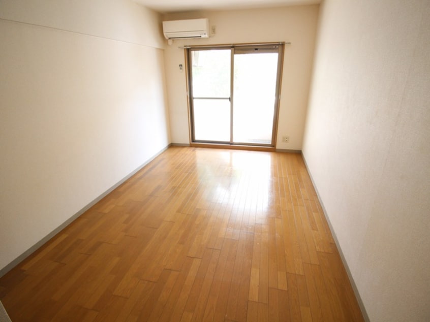 居室 セコンダリー谷畑