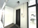 エントランス部分 エイト摂津