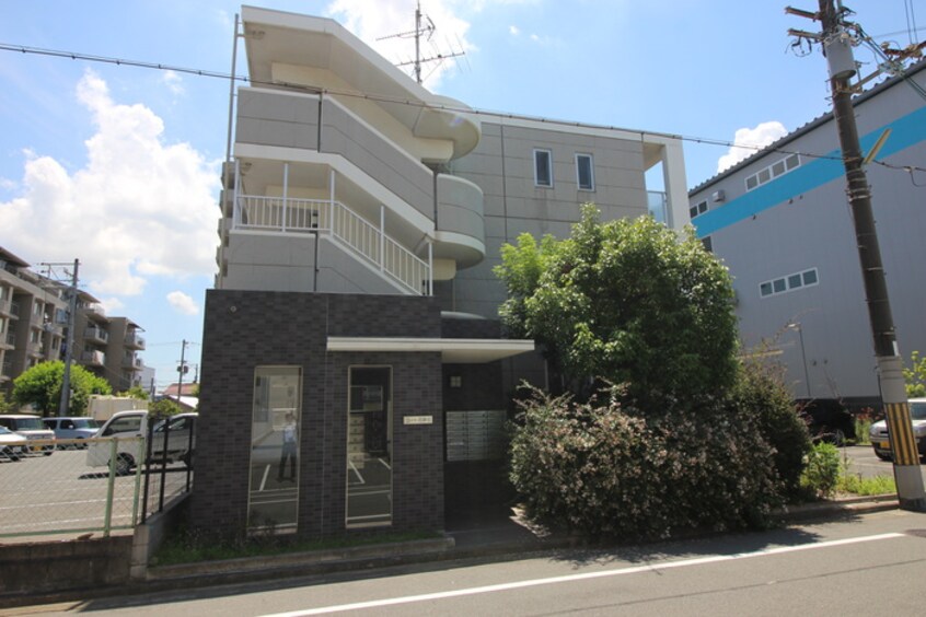 エントランス部分 コ－ト石津川