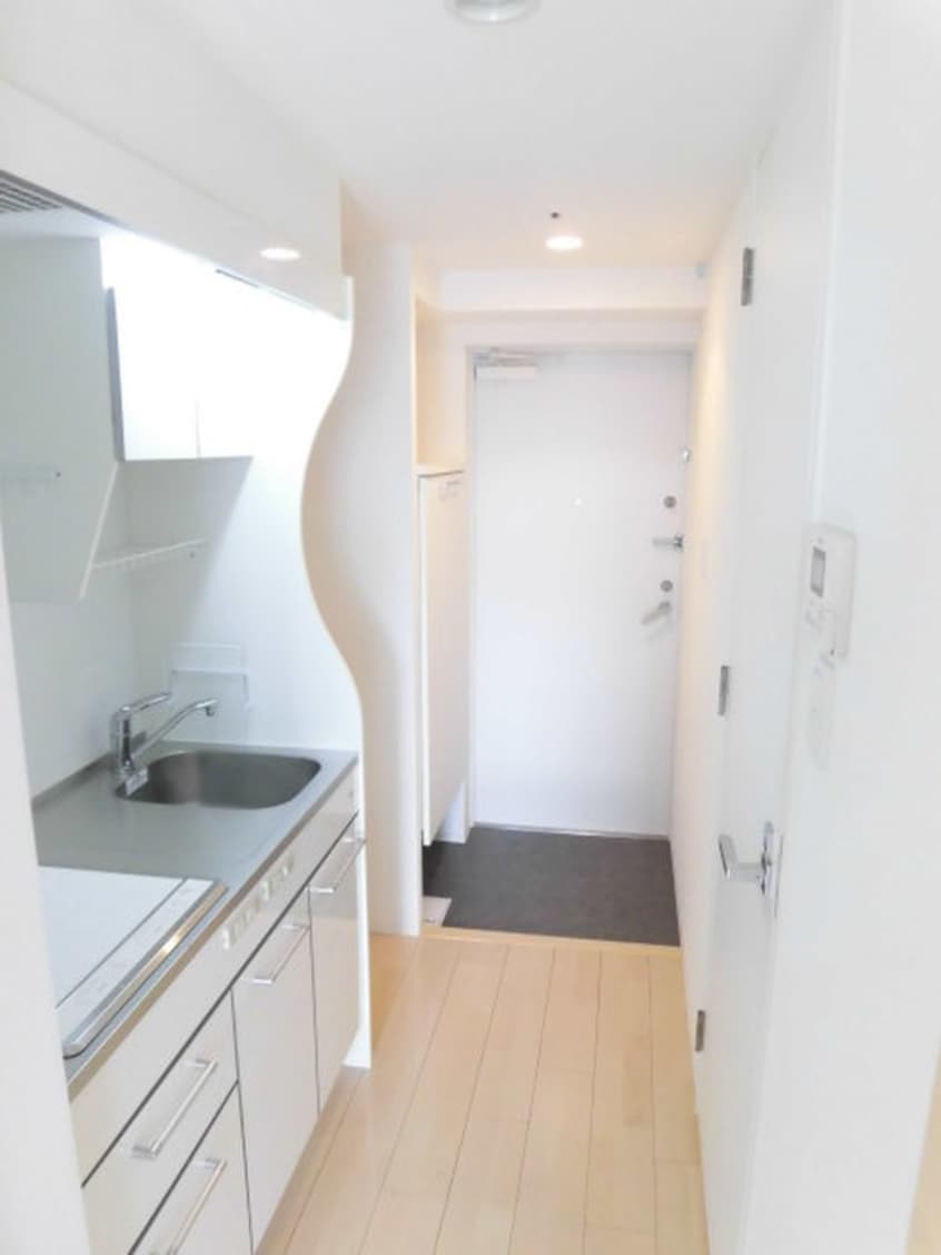 廊下 ＳＥＲＥＮiＴＥ上町台（南館）