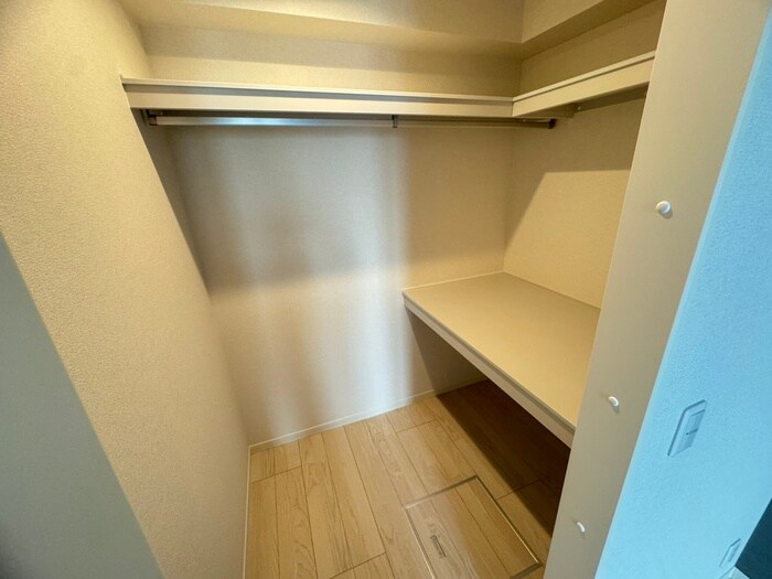 収納 エクセレントガーデンヒルズB棟