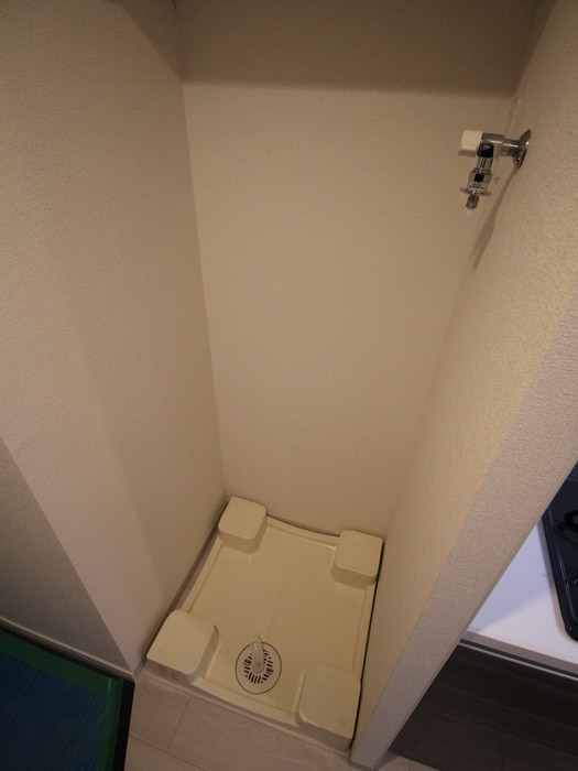 洗濯機置場 ファステート江坂ランウェイ